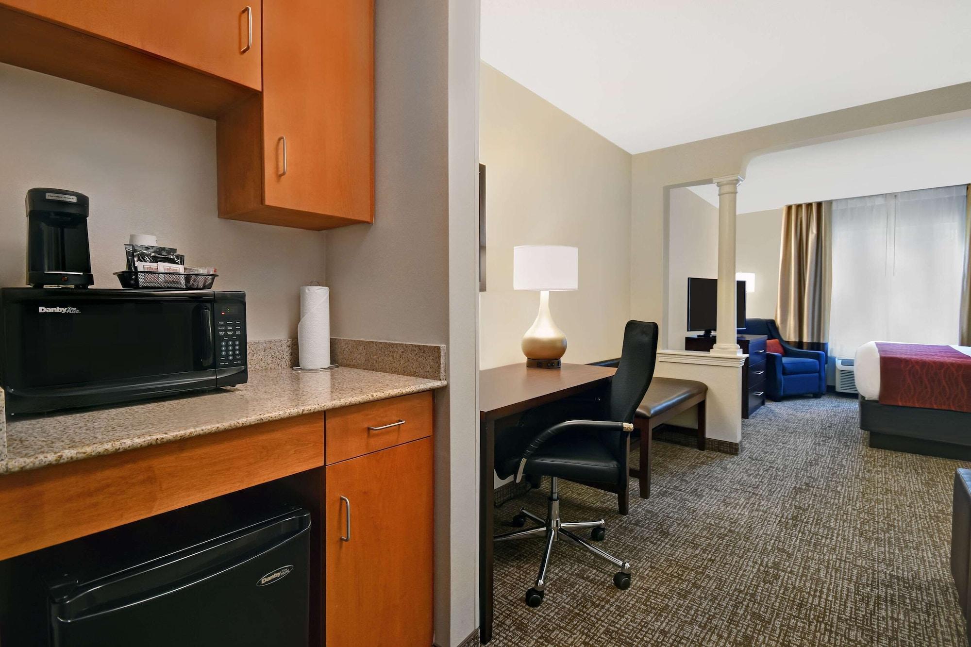 Wilton Comfort Inn & Suites מראה חיצוני תמונה
