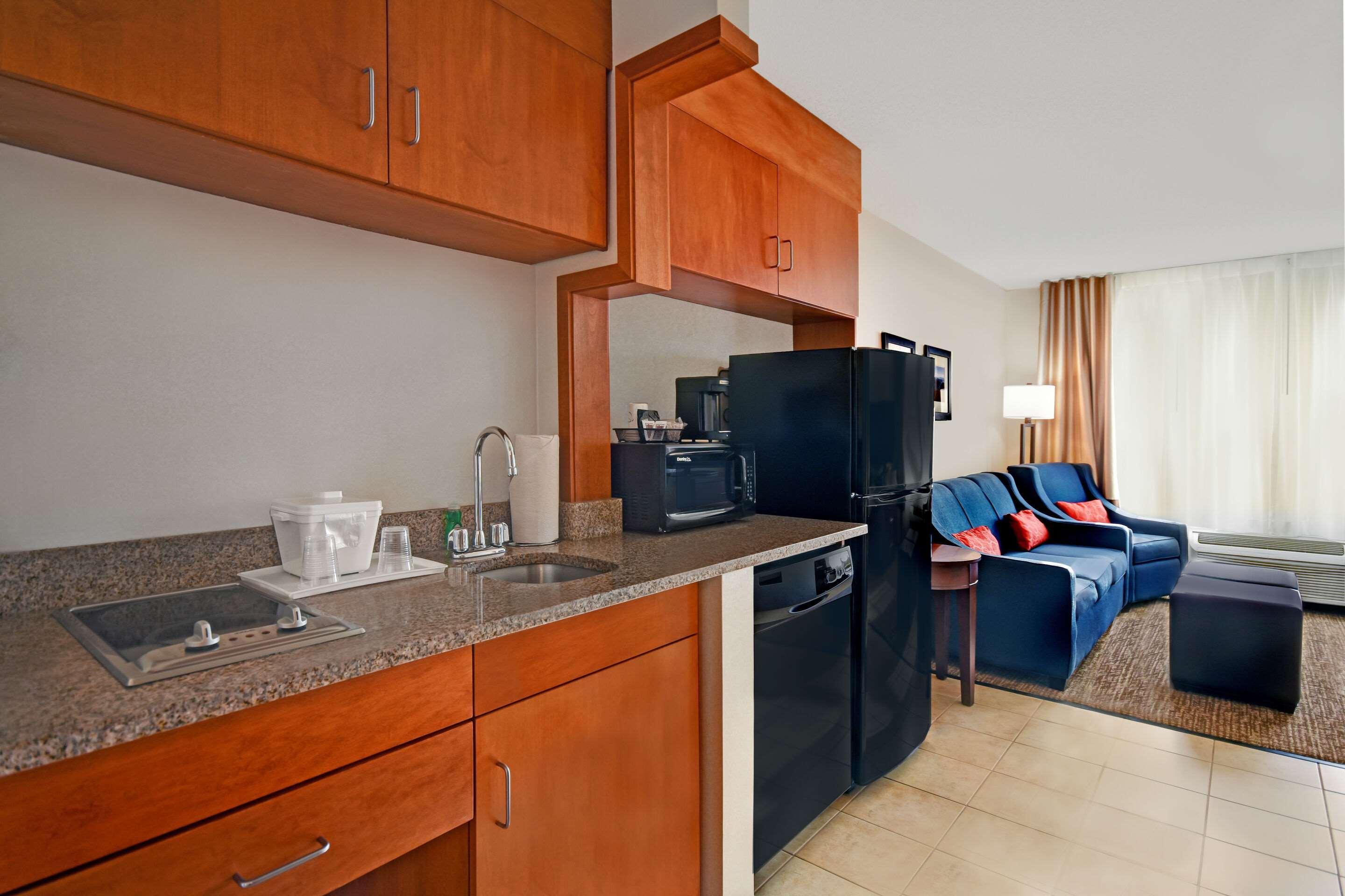 Wilton Comfort Inn & Suites מראה חיצוני תמונה