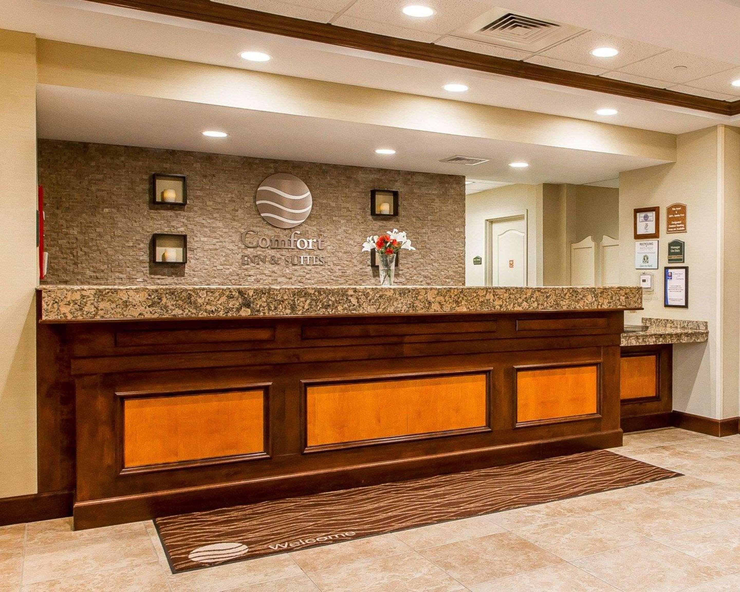 Wilton Comfort Inn & Suites מראה חיצוני תמונה