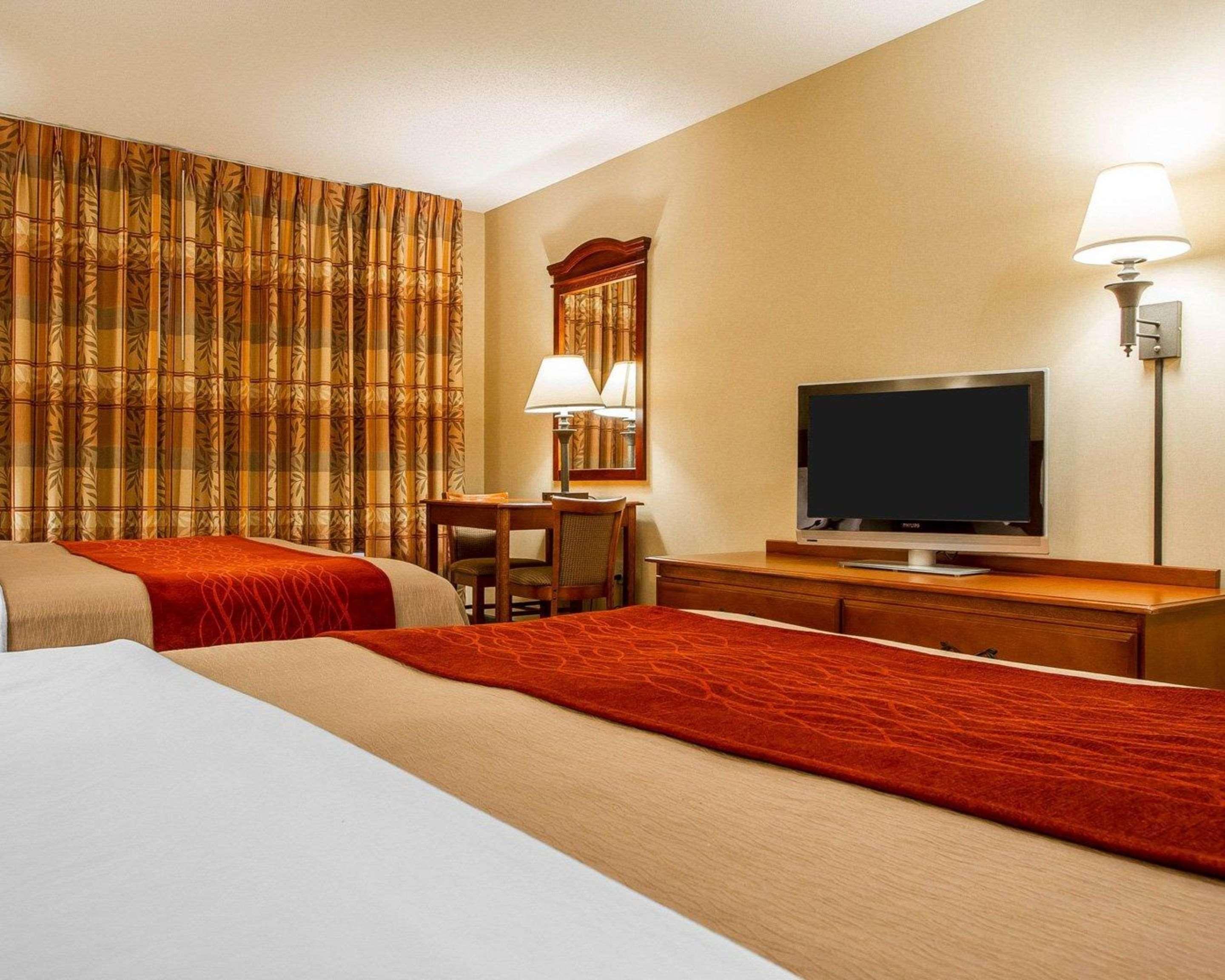 Wilton Comfort Inn & Suites מראה חיצוני תמונה