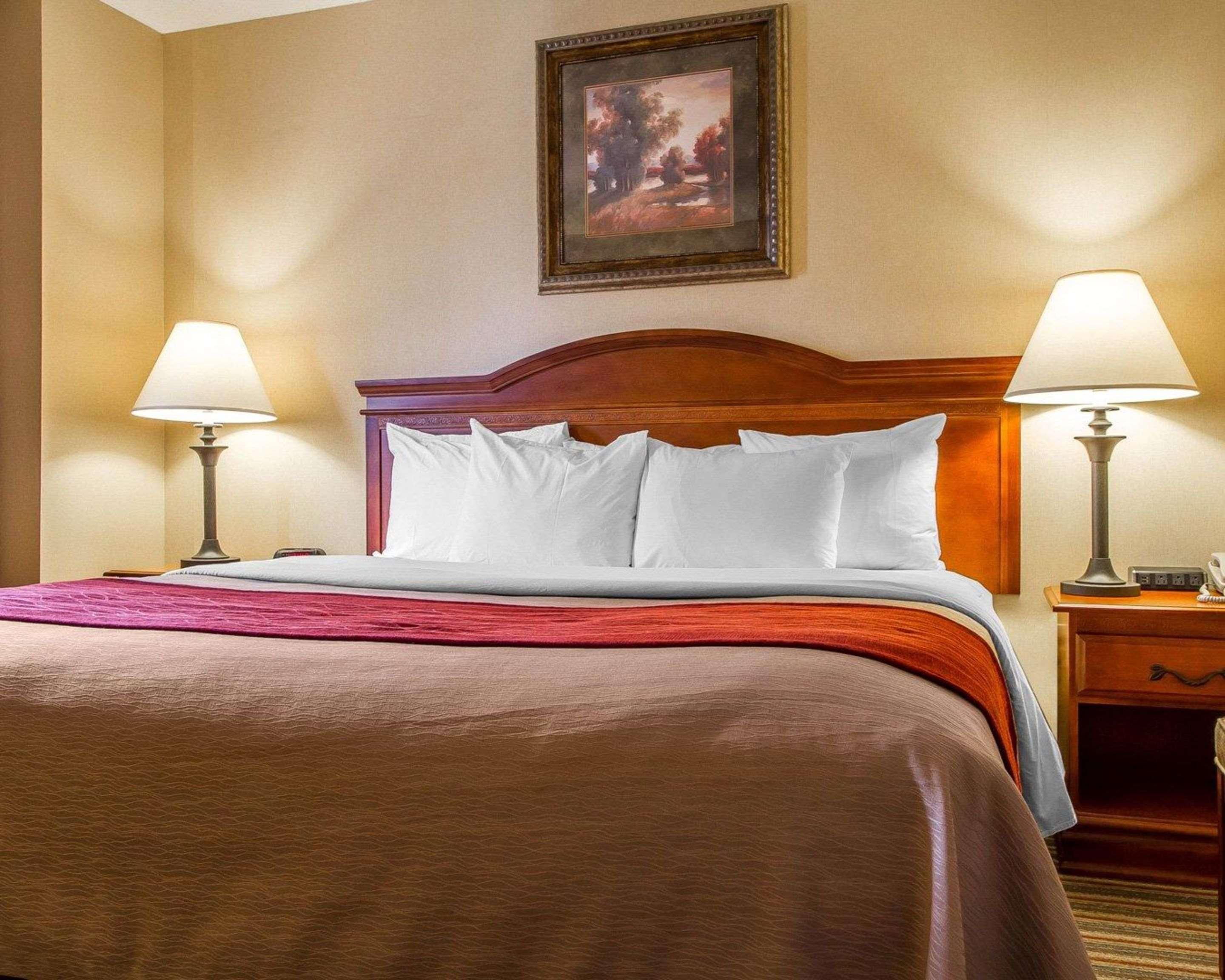 Wilton Comfort Inn & Suites מראה חיצוני תמונה